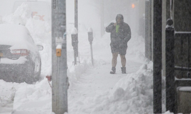 Νέα Υόρκη: Τρεις νεκροί από τη σφοδρή χιονοθύελλα - Χιόνι 2 μέτρα