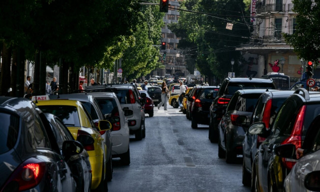 Τέλη κυκλοφορίας με το μήνα: Αναλυτικά τα ποσά και η διαδικασία