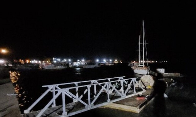 Μεσολόγγι: Καταστροφές από την κακοκαιρία στο αλιευτικό καταφύγιο