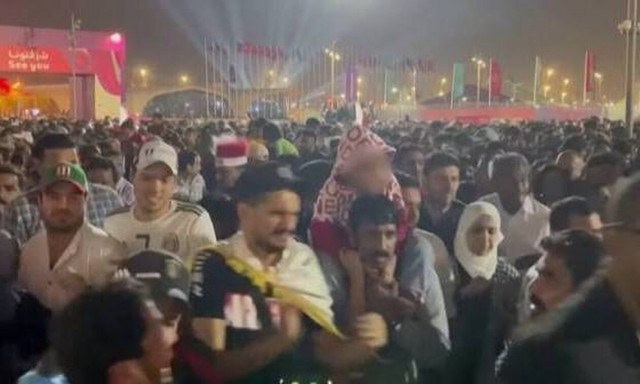 Μουντιάλ 2022: Δεκάδες χιλιάδες οπαδοί σπρώχνονταν για μια μπύρα