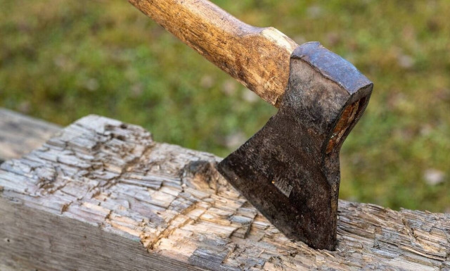 Αιματηρό επεισόδιο με τσεκούρι στο Αγρίνιο