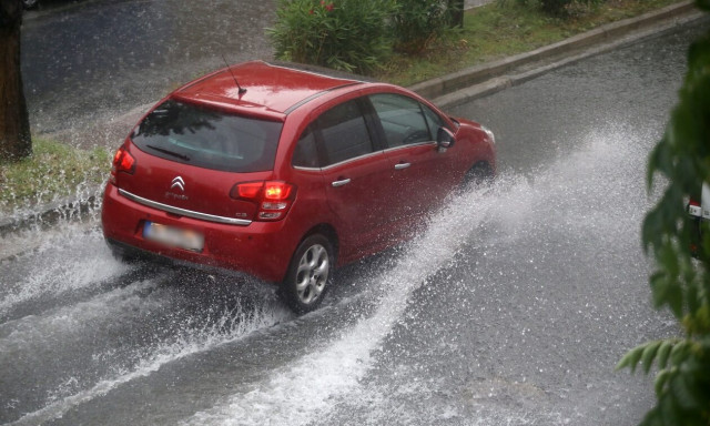 Καιρός: Live η πορεία της κακοκαιρίας Denise -Σε ποιες περιοχές βρέχει