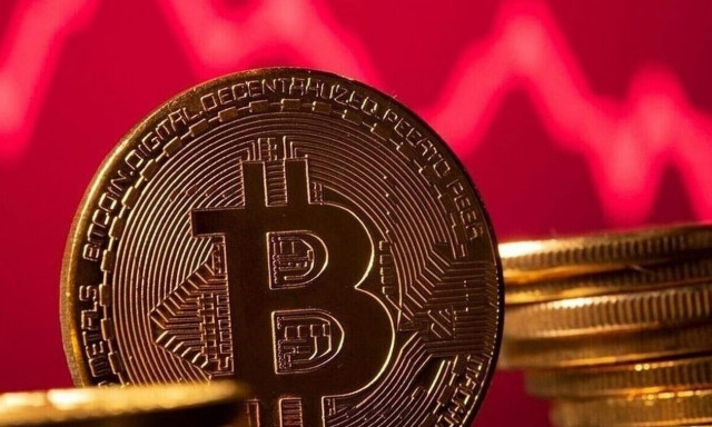Bitcoin: Υποχωρεί στα 15.000 δολάρια - Πτώση 3%
