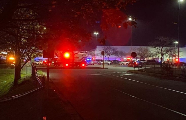 ΗΠΑ: Μακελειό σε εμπορικό κέντρο - Μάνατζερ άνοιξε πυρ κατά υπαλλήλων