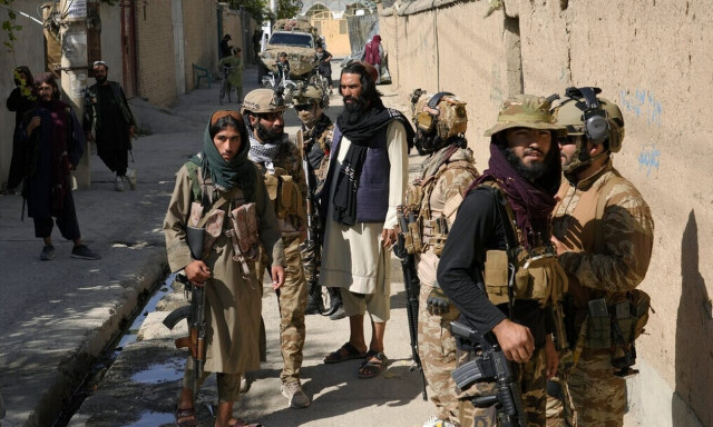 Aφγανιστάν: Oι Ταλιμπάν μαστίγωσαν δημόσια 12 ανθρώπους σε γήπεδο