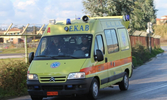 Τραγωδία στην Κόρινθο: Γυναίκα έπεσε από τον 4ο όροφο και σκοτώθηκε