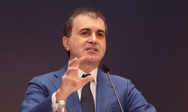 Χυδαία επίθεση Τσελίκ σε Δένδια και Μητσοτάκη