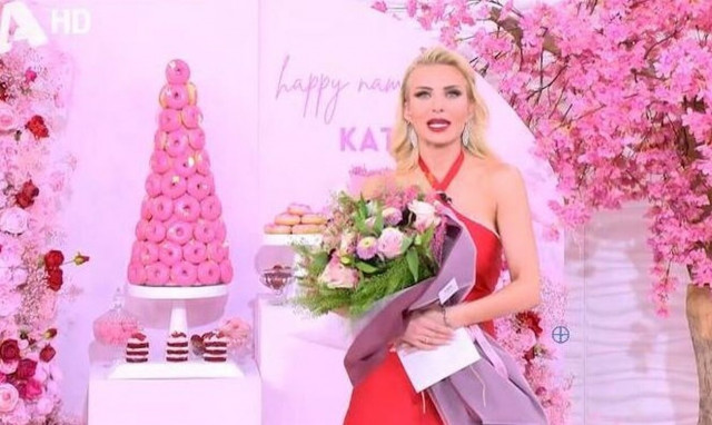 Η ανθοδέσμη του Νίκου Κοκλώνη που συγκίνησε την Κατερίνα Καινούργιου