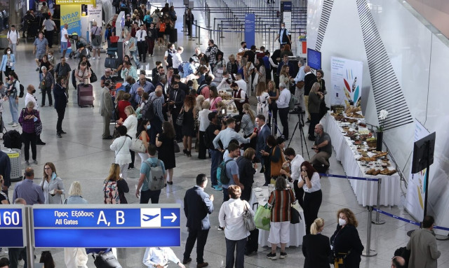 Δημοσκόπηση: Οι πυλώνες επιτυχίας της κυβέρνησης - Στην κορυφή ο τουρισμός