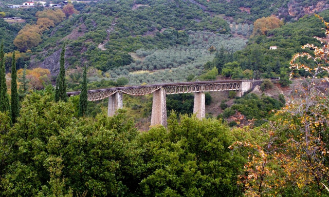 Γοργοπόταμος: Εορτασμοί για τα 80 χρόνια από την ιστορική ανατίναξη