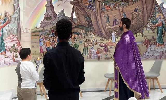 Πατέρας Αντώνιος: Έκανε αγιογραφία τον εαυτό του – Εμφανίστηκε ως «Νώε»