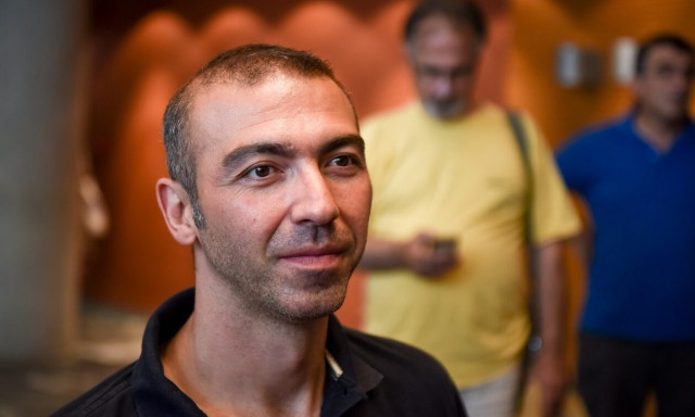 Συγκινεί η σύζυγος του Νικολαΐδη: «Σαν σήμερα στολίζαμε το δέντρο μας»