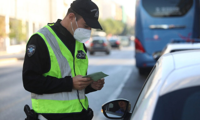 Μπαράζ ελέγχων από την Τροχαία: 20.816 παραβάσεις σε μία εβδομάδα