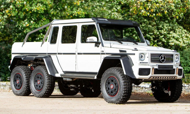 Μια πολύ σπάνια Mercedes-AMG G 63 AMG 6x6 πωλείται