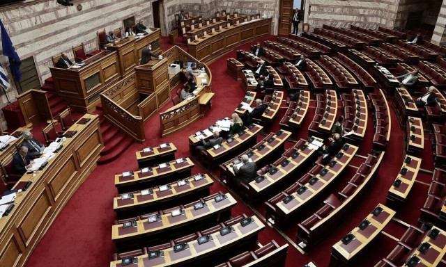 Στη Βουλή το νομοσχέδιο για τις παρακολουθήσεις - Τι προβλέπει