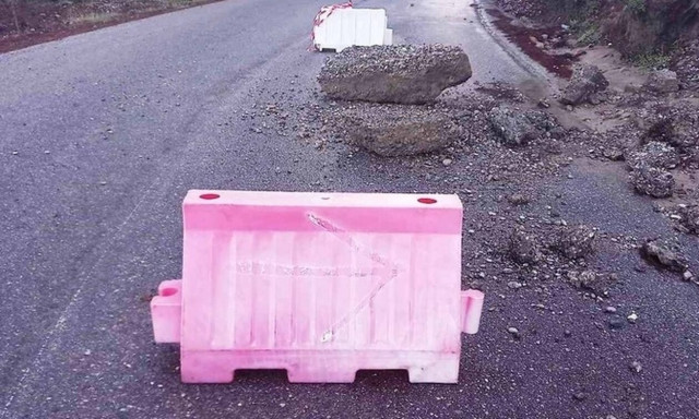 Κακοκαιρία: Ζημιές στη Ρόδο από την ισχυρή βροχόπτωση