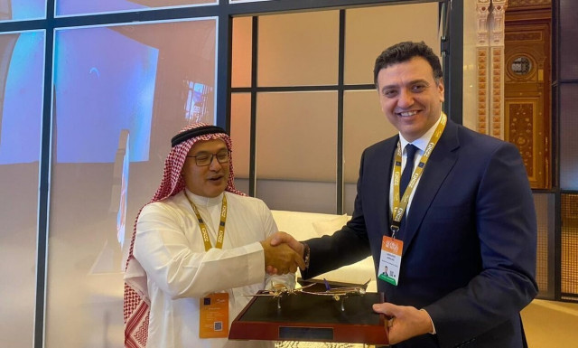 Περιπέτεια στον αέρα για τον Βασίλη Κικίλια λόγω της κακοκαιρίας