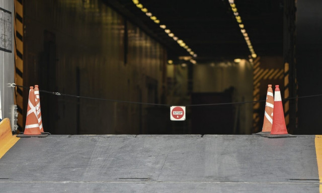 Ferry linking Thessaloniki with Izmir suspends until summer of 2023