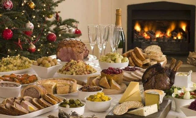 Χριστουγεννιάτικο τραπέζι: Ακριβότερο 10% σε σχέση με πέρυσι