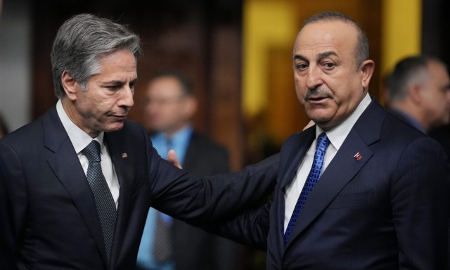 Τσαβούσογλου σε ΗΠΑ: Σταματήστε να στηρίζετε τρομοκρατικές οργανώσεις