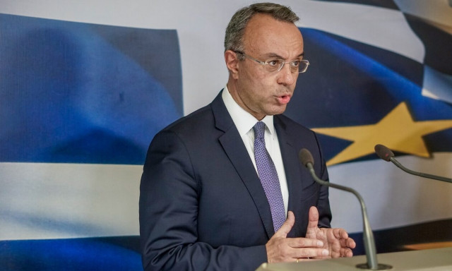 «Άστραψε και βρόντηξε ο Σταϊκούρας: Τελεσίγραφο στις τράπεζες