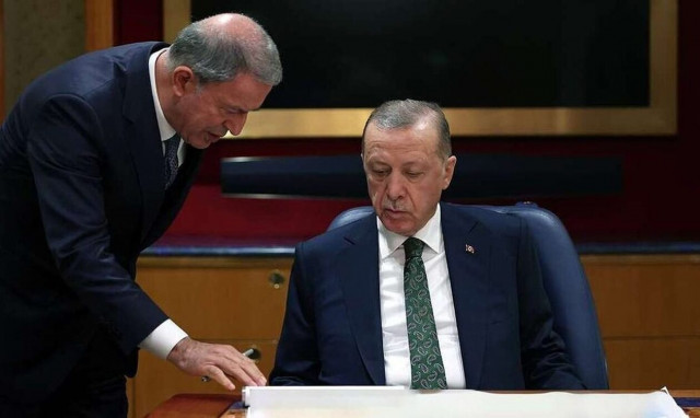 Προκαλεί η Τουρκία: Σταματήστε τις στρατιωτικοποιήσεις στο Αιγαίο