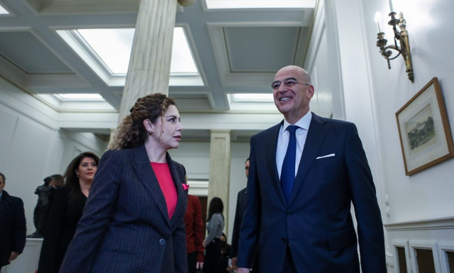 Συνάντηση Δένδια με την ΥΠΕΞ της Αλβανίας: Η ενδυνάμωση των διμερών σχέσεων στο επίκεντρο