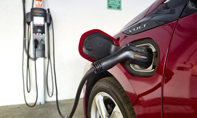 Τα ηλεκτρικά αυτοκίνητα κερδίζουν συνεχώς μερίδιο αγοράς