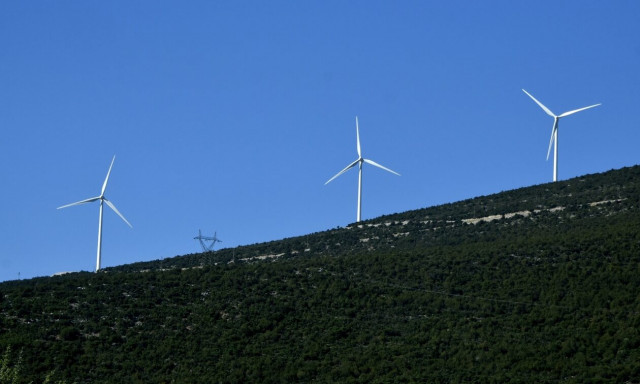 Νέο ρεκόρ για ΑΠΕ - Ξεπέρασαν στην ηλεκτροπαραγωγή τα ορυκτά καύσιμα