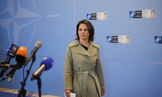 Στην Ινδία η Γερμανίδα ΥΠΕΞ με το βλέμμα στην ενεργειακή μετάβαση