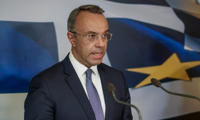 Σταϊκούρας σε τράπεζες: Τι είπε για επιτόκια καταθέσεων και δανεισμού