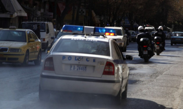 Συνελήφθη τράπερ για παράνομη οπλοκατοχή στον Άγιο Παντελεήμονα