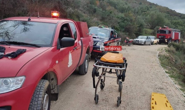 Θανατηφόρο τροχαίο στην Κεφαλονιά: Φορτηγό έπεσε σε γκρεμό 200 μέτρων