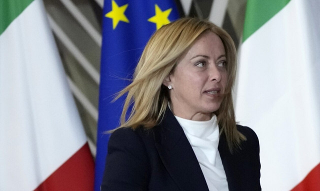 Μελόνι: Στοχεύει να περιορίσει τις υποχρεωτικές ηλεκτρονικές πληρωμές