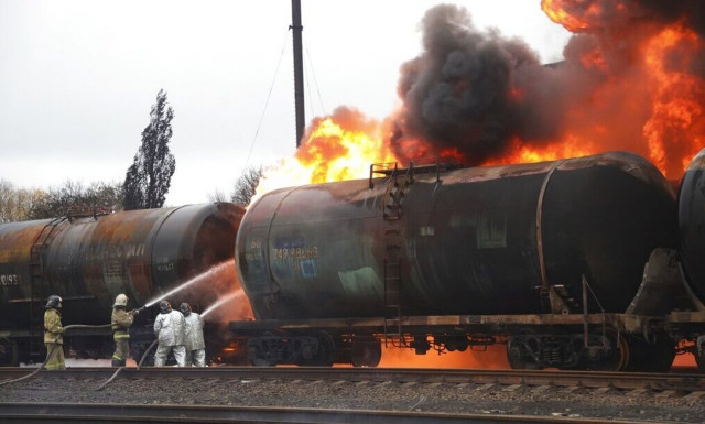 H Kίνα συνεχίζει την ενεργειακή συνεργασία με τη Ρωσία