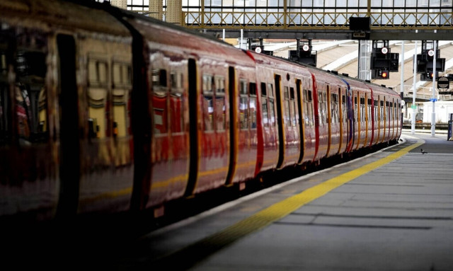 Βρετανία: Χωρίς τρένα από την παραμονή των Χριστουγέννων