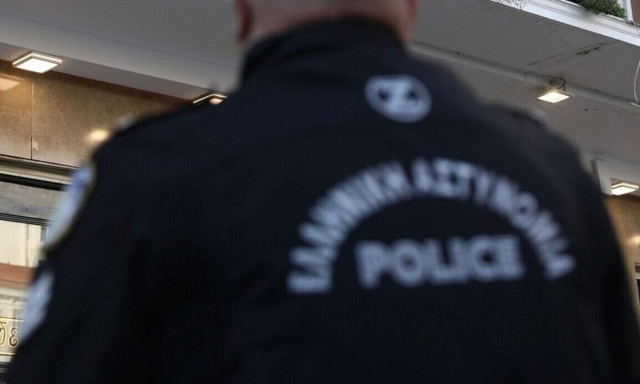 Αργυρούπολη:Συνελήφθη ο ληστής που εισέβαλε με χειροβομβίδα σε τράπεζα