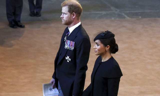 Archewell: Η πρόεδρος παραιτείται - Αναλαμβάνουν Χάρι και Μέγκαν