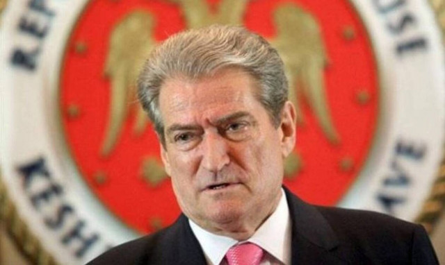 Αλβανία: Επίθεση με γροθιές δέχθηκε ο Σαλί Μπερίσα σε διαδήλωση