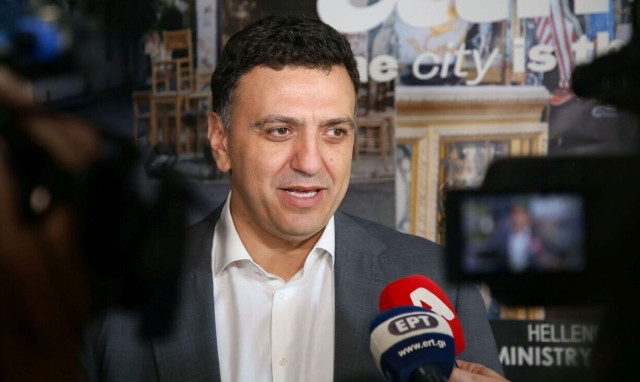 Βασίλης Κικίλιας: «Πετύχαμε συμφωνία με 11 αεροπορικές εταιρείες»