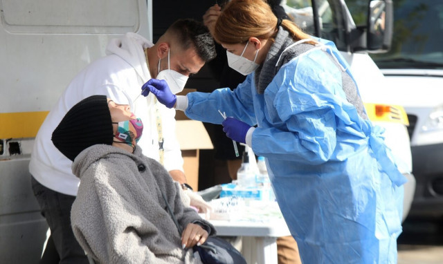 Κορονοϊός : 43.748 κρούσματα και 154 θάνατοι την τελευταία εβδομάδα