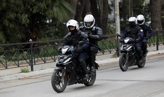 Sixteen arrested in Exarchia and Avliza clashes