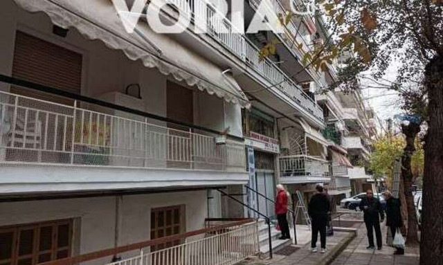 H πολυκατοικία επί της Αργαίου 3 που έλαβε χώρα το θανατηφόρο ατύχημα.