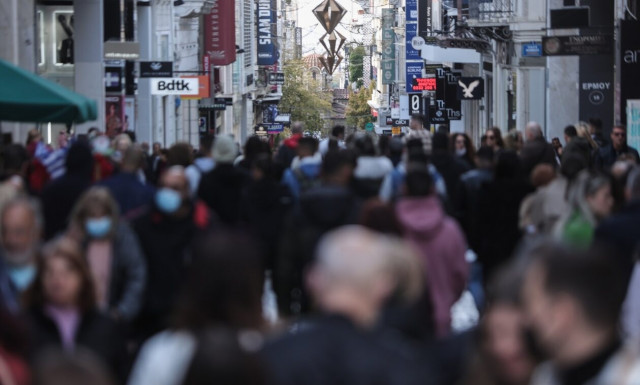 Μηνιαίο επίδομα ακρίβειας έως 200 ευρώ εξετάζει η κυβέρνηση