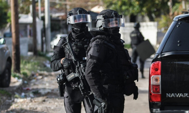 «Δεν επιτρέπονται πυροβολισμοί στις καταδιώξεις»-Τι αναφέρει εγκύκλιος