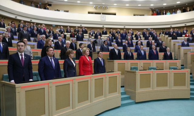 Ρωσία: Απαγορεύτηκε διά νόμου η παρένθετη μητρότητα για αλλοδαπούς