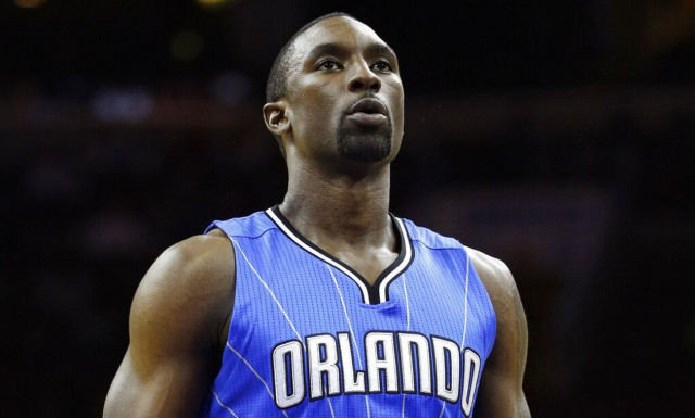 Συνελήφθη NBAer, κυνηγούσε περαστικούς για να τους μαχαιρώσει