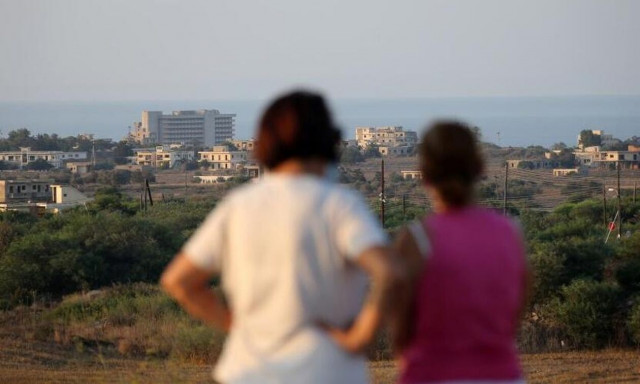 Νέα πρόκληση Τουρκίας: Ανοίγει κι άλλο κομμάτι των Βαρωσίων