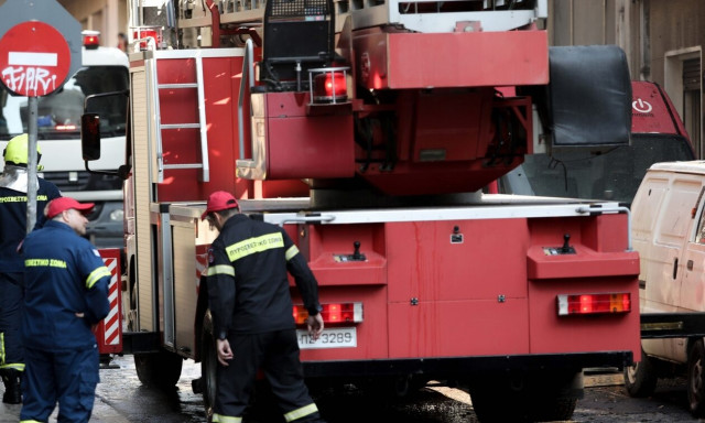 Φωτιά σε σπίτι στα Άνω Λιόσια - Στο σημείο η Πυροσβεστική