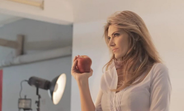 Βild: «Η ατιμασμένη Εύα με το μήλο της διαφθοράς»